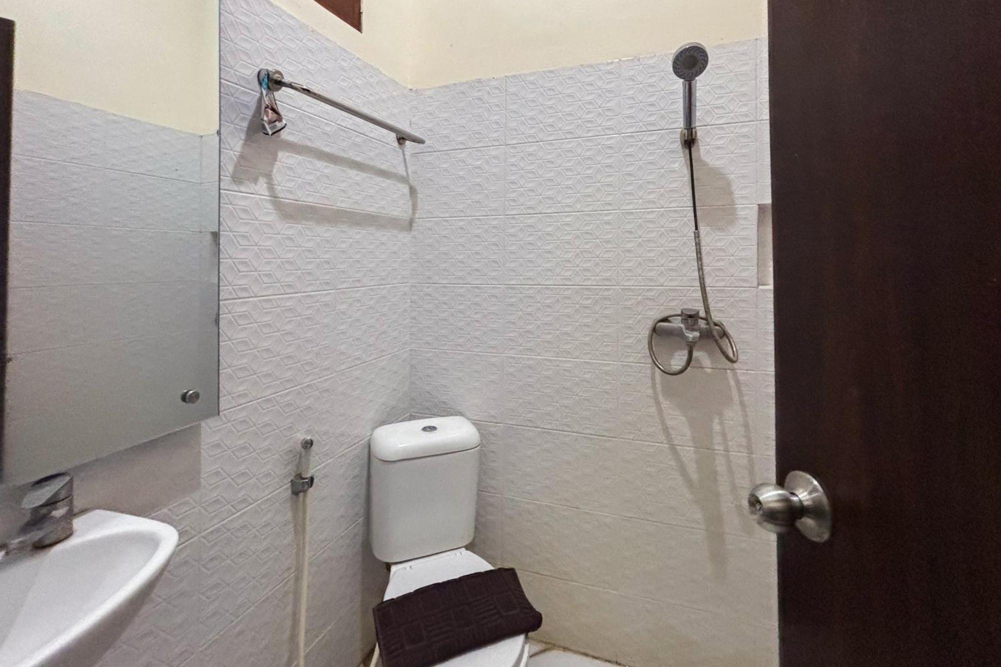 בנדר למפונג Urbanview Alfiya Hotel Lampung מראה חיצוני תמונה